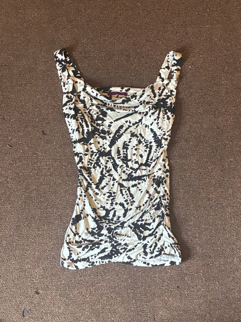 Vintage Velvet P Tank Top